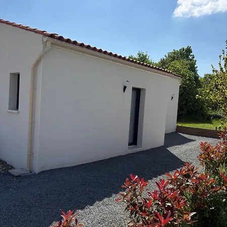 Holiday home Bulle Etoilee *